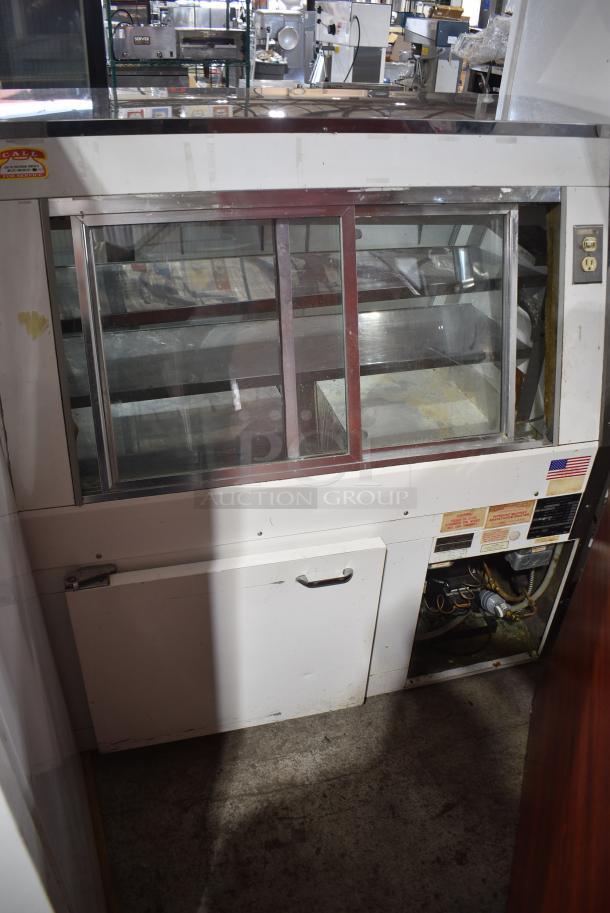 McCray SC-CDS35-4 Metal Commercial Floor Style Deli Display Case Merchandiser. 115 Volts, 1 Phase. Tested and Working! - Image 4 of 7
