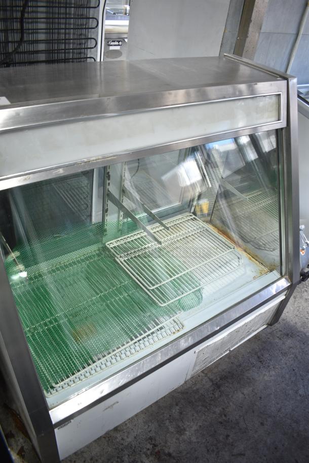 Metal Commercial Floor Style Deli Display Case Merchandiser. 115 Volts, 1 Phase. Tested and Does Not Power On - Image 2 of 7