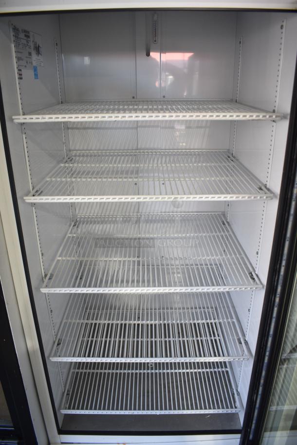 True GDM-26-LD Metal Commercial Single Door Reach In Cooler Merchandiser w/ Poly Coated Racks. 115 Volts, 1 Phase. Tested and Working! - Image 6 of 8