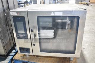 Alto Shaam Stainless Steel Commercial Electric Powered Combi Convection Oven. 208-240 Volts, 3 Phase.