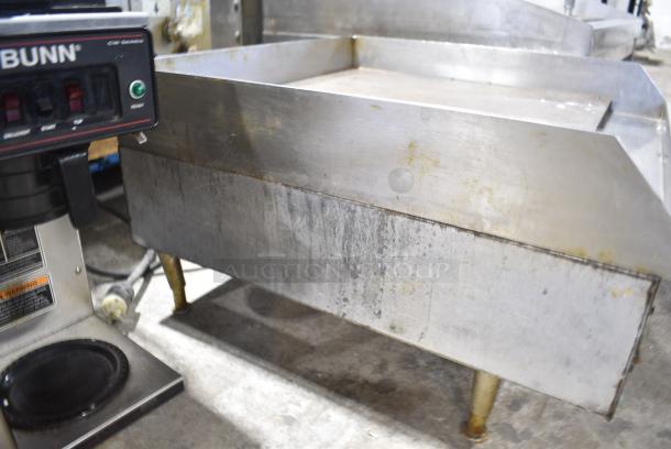 Star 524 Stainless Steel Commercial Countertop Electric Powered Flat Top Griddle. 208/240 Volts, 1 Phase. - Image 4 of 8