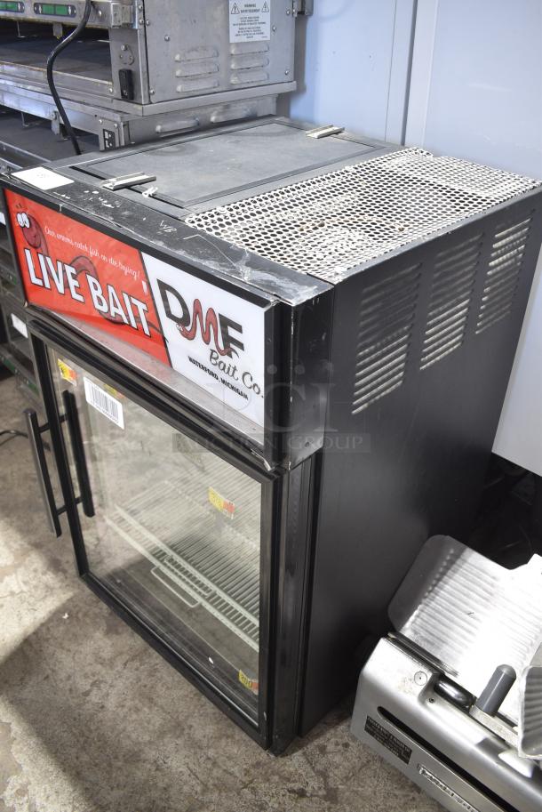True GDM-05-LD Metal Commercial Mini Cooler Merchandiser. 115 Volts, 1 Phase. Tested and Working! - Image 3 of 7
