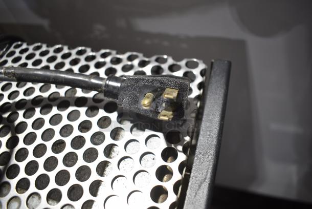 True GDM-05-LD Metal Commercial Mini Cooler Merchandiser. 115 Volts, 1 Phase. Tested and Working! - Image 7 of 7