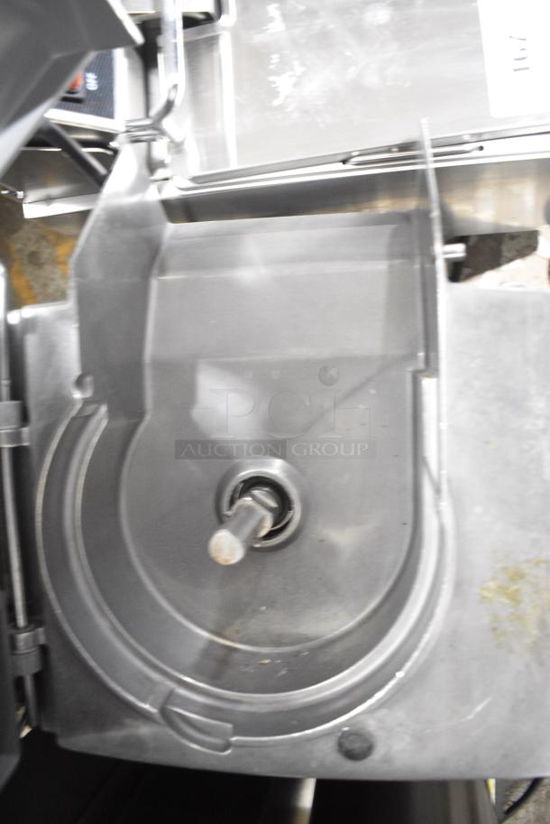 Robot Coupe R4X Metal Commercial Countertop Food Processor. 120 Volts, 1 Phase. Tested and Does Not Power On - Image 4 of 6