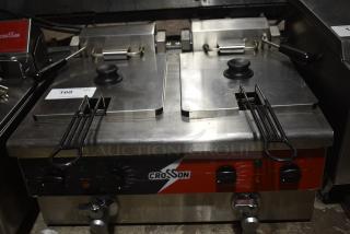BRAND NEW SCRATCH AND DENT! 2023 Crosson EF-6V-2 Stainless Steel Single Bay Electric Fryer w/ 2 Metal Fry Basket and 2 Lid. 120 Volts, 1 Phase.