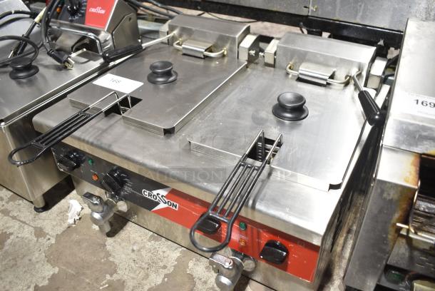 BRAND NEW SCRATCH AND DENT! 2023 Crosson EF-6V-2 Stainless Steel Single Bay Electric Fryer w/ 2 Metal Fry Basket and 2 Lid. 120 Volts, 1 Phase. - Image 3 of 7