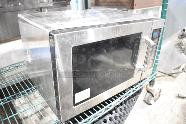 Panasonic NE-1064F Stainless Steel Countertop Microwave Oven. 115 Volts, 1 Phase. - Image 2 of 9