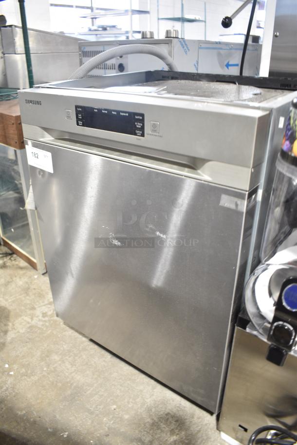BRAND NEW SCRATCH AND DENT! Samsung Stainless Steel Undercounter Dishwasher. - Image 3 of 6