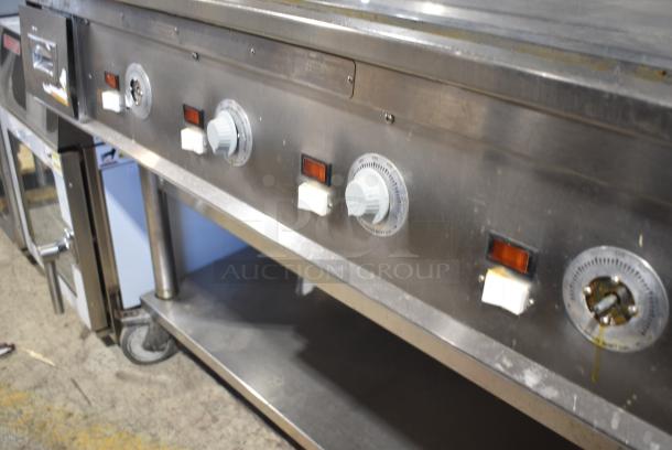 Keating MiraClean Stainless Steel Commercial Chrome Top Flat Top Griddle w/ Under Shelf on Commercial Casters. - Image 4 of 8