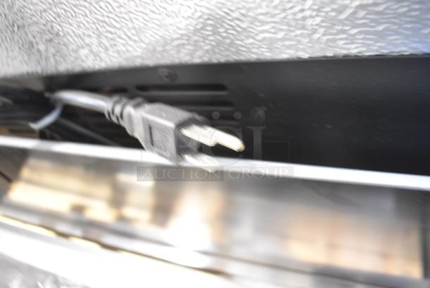 BRAND NEW SCRATCH AND DENT! 2023 Avantco 178SSPT60MHC Stainless Steel Commercial Sandwich Salad Prep Table Bain Marie Mega Top on Commercial Casters. 115 Volts, 1 Phase. Tested and Working! - Image 7 of 7