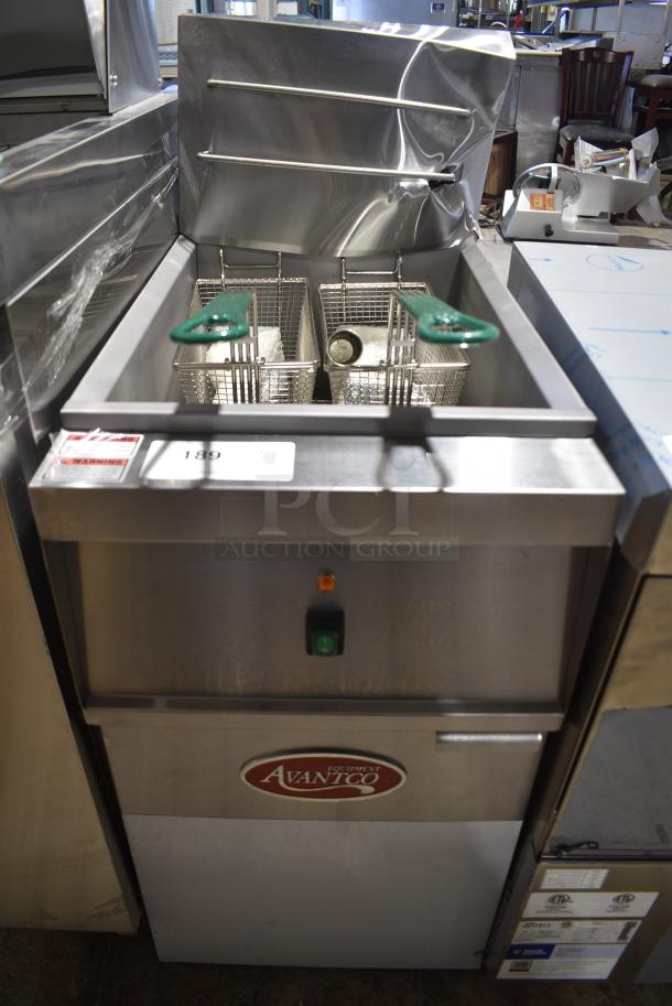 BRAND NEW SCRATCH AND DENT! 2024 Avantco 177EF40C Stainless Steel Commercial Floor Style Electric Powered Deep Fat Fryer w/ 2 Metal Fry Baskets. 208 Volts, 3 Phase. - Image 1 of 7