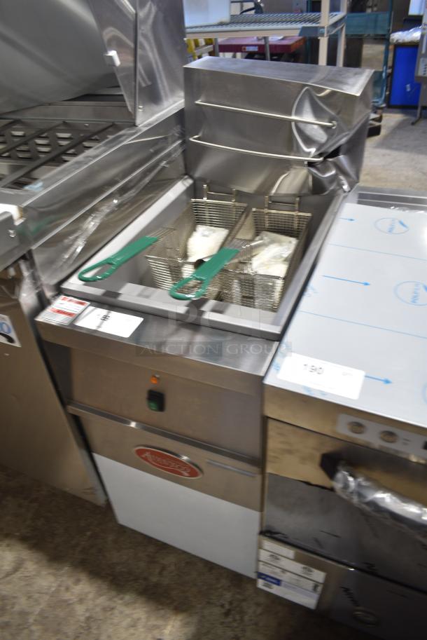 BRAND NEW SCRATCH AND DENT! 2024 Avantco 177EF40C Stainless Steel Commercial Floor Style Electric Powered Deep Fat Fryer w/ 2 Metal Fry Baskets. 208 Volts, 3 Phase. - Image 2 of 7
