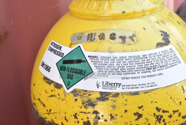 5 Metal Tanks Including Nitrogen and Carbon Dioxide. 5 Times Your Bid! Buyer Must Pick Up - We Will Not Ship This Item. - Image 7 of 8