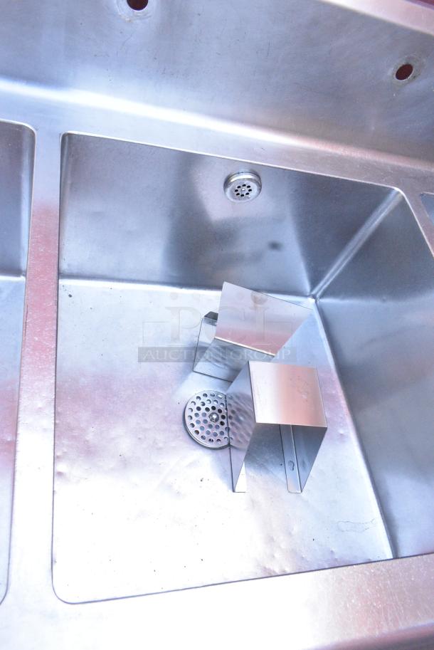 Stainless Steel 3 Bay Power Soak Sink w/ Dual Drain Boards. - Image 4 of 7