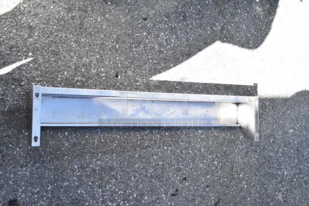 6 Various Items Including Mirror and Metal Panels. 6 Times Your Bid! - Image 2 of 6