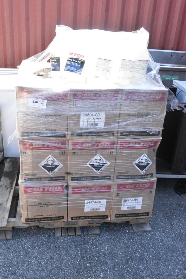 42 BRAND NEW! Boxes of Various Cleaner Including Betco 24474-00 All Temp Machine Detergent, Betco 28408-00 LSR Delimer, Betco All Temp Rinse Aid. 42 Times Your Bid! - Image 1 of 8