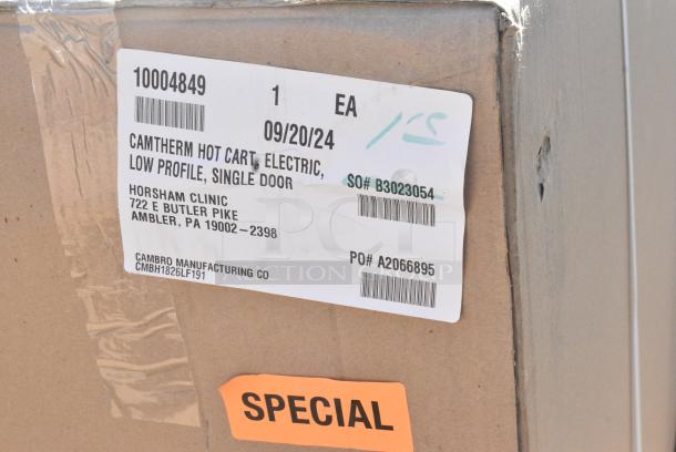 BRAND NEW SCRATCH AND DENT! Cambro CMBH1826LF191 Camtherm® Granite Gray Low Profile Electric Hot Food Holding Cabinet in Fahrenheit - 110V - Image 5 of 8