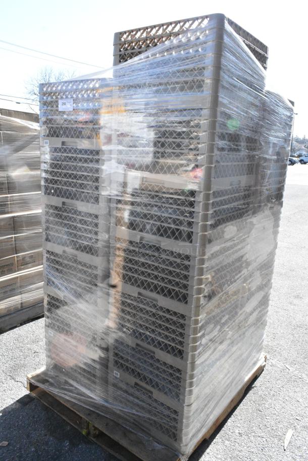 24 BRAND NEW SCRATCH AND DENT! Gray Poly Dish Caddies. 24 Times Your Bid! - Image 3 of 5