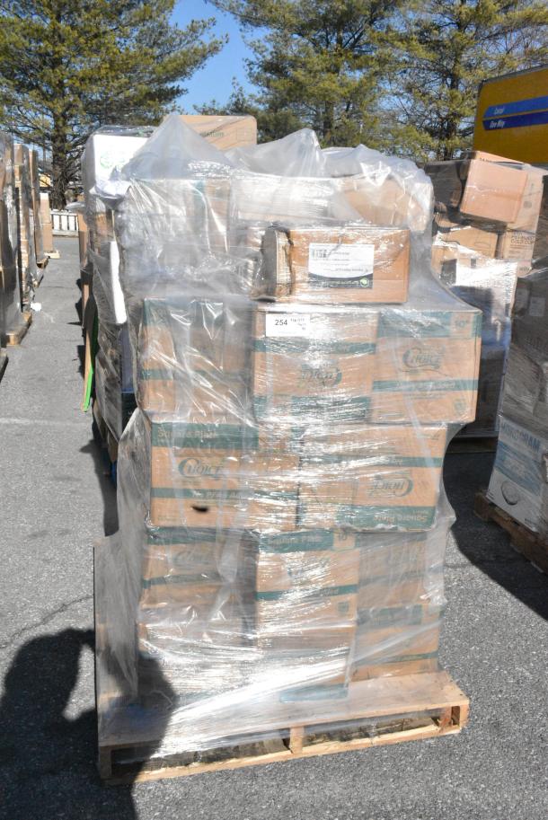 34 BRAND NEW SCRATCH AND DENT! Items Including 395SP10PF EcoChoice No PFAS Added 10" x 10" Natural Bagasse Blend Square Plate - 300/Case, Solo PL200N Medium Clear Plastic Souffle / Cup Lid - 2500/Case. 34 Times Your Bid! - Image 1 of 8