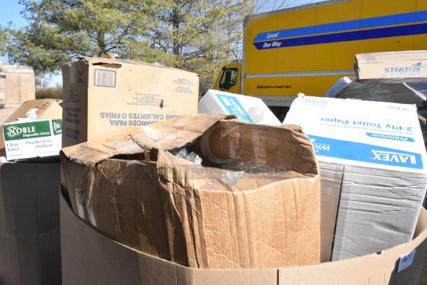 12 BRAND NEW SCRATCH AND DENT! Items Including 5002TP3X496P Lavex Premium 3 1/2" x 4 1/2" Individually Wrapped 2-Ply Standard 500 Sheet Toilet Paper Roll - 96/Case, Dart 20J16 20 oz. White Customizable Foam Cup - 500/Case, 795PTOKFT3 Choice Kraft Microwavable Folded Paper #3 Take-Out Container 7 3/4" x 5 1/2" x 2 1/2" - 200/Case. 12 Times Your Bid! - Image 3 of 12