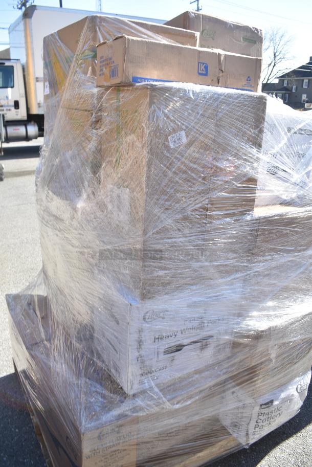 28 BRAND NEW SCRATCH AND DENT! Items Including 130WBKFORKH Choice Black Heavy Weight Wrapped Polystyrene Plastic Fork - 1000/Case, 500LFLAT Choice Clear Flat Lid with Straw Slot - 9, 12, 16, 20, and 24 oz. - 1000/Case, 130BKFKSNSPX500 Choice Black Extra Heavy Weight Wrapped Polystyrene Plastic Cutlery Pack with Napkin and Salt and Pepper Packets - 500/Case, 795KFTL50PLA EcoChoice 44-50 oz. Round Compostable PLA Take-Out Lid - 300/Case, Herc Trash Bag. 28 Times Your Bid! - Image 4 of 12