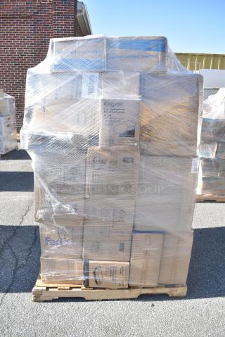 30 BRAND NEW SCRATCH AND DENT! Items Including 129MCS38B Choice 38 oz. Black Rectangular Microwavable Heavy Weight Container with Lid 8 3/4" x 6 1/4" x 2" - 150/Case, 795PTOBK3 Choice 7 3/4" x 5 1/2" x 2 1/2" Black Microwavable Folded Paper #3 Take-Out Container - 200/Case, 2 129MCR24B Choice 24 oz. Black Round Microwavable Heavy Weight Container with Lid 7 1/4" - 150/Case, 500L8B Choice 8 oz. Tall Black Hot Paper Cup Travel Lid - 1000/Case. 30 Times Your Bid!