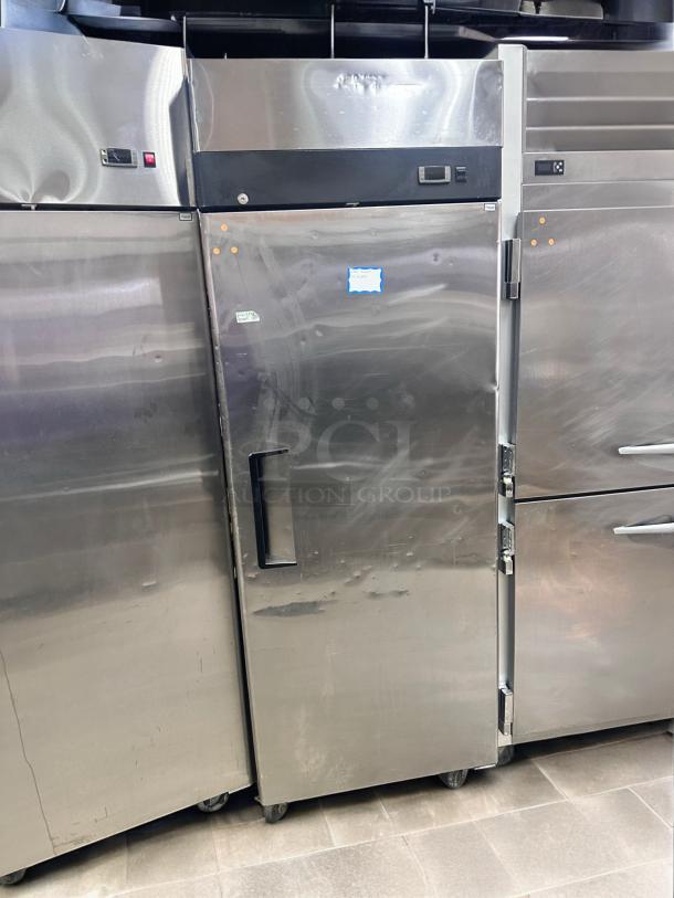 Excellent Condition Commercial Stainless Steel Reach-In Freezer – Tested & Working! - Image 4 of 6