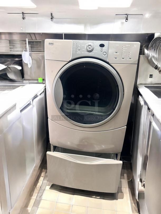 Excellent Condition Kenmore Elite SmartHeat HE4 QuietPak 9 Electric Dryer – Tested & Working! - Image 1 of 6