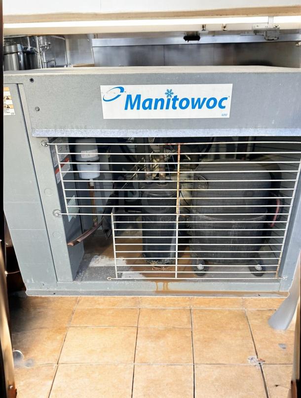 Excellent Condition Manitowoc Commercial Refrigeration Unit – Tested & Working! - Image 1 of 7