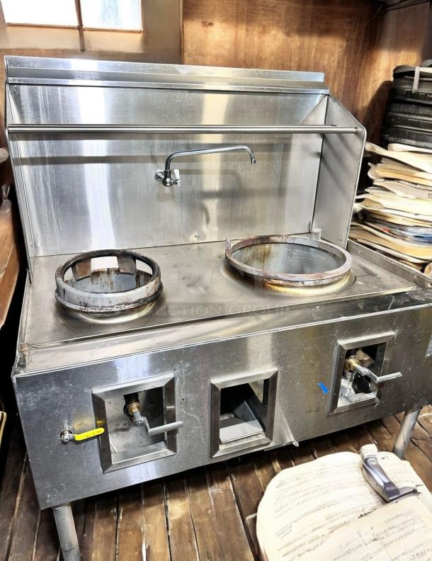 Excellent Condition Westar Restaurant Equipment 2-Burner Range – Fully Tested & Working! - Image 6 of 13