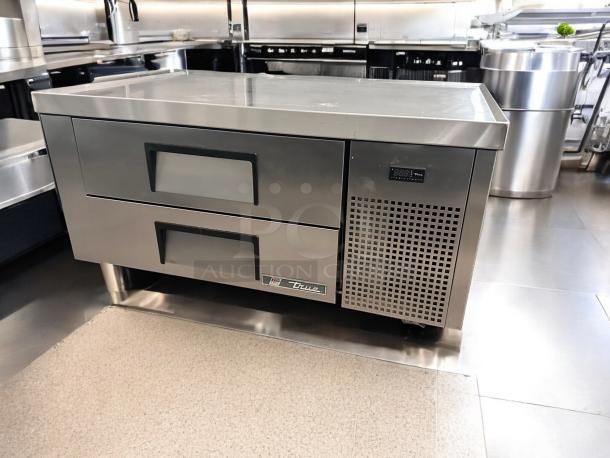 Late Model Excellent  True TRCB-48 Refrigerated Chef Base 115Volt – Tested & Working! - Image 2 of 8