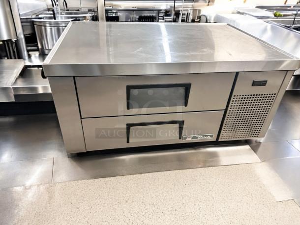 Late Model Excellent  True TRCB-48 Refrigerated Chef Base 115Volt – Tested & Working! - Image 4 of 8