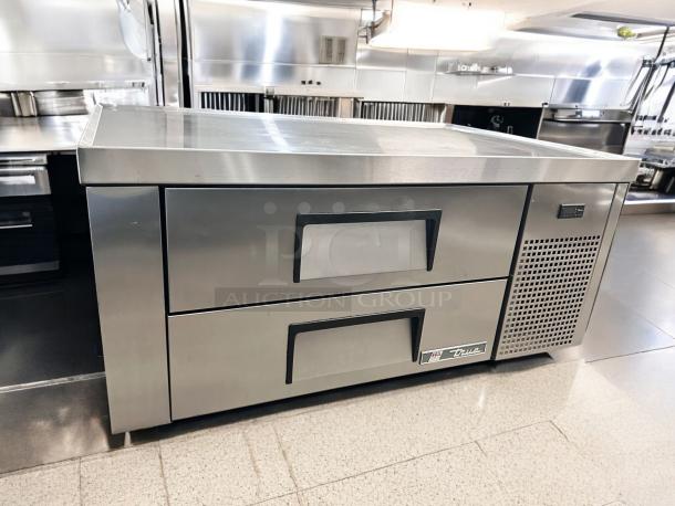 Late Model Excellent  True TRCB-48 Refrigerated Chef Base 115Volt – Tested & Working! - Image 7 of 8