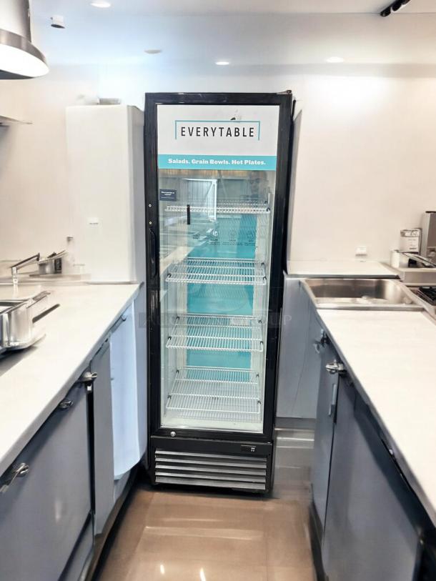 Excellent Condition Upright Display Cooler – Tested & Working! - Image 1 of 6