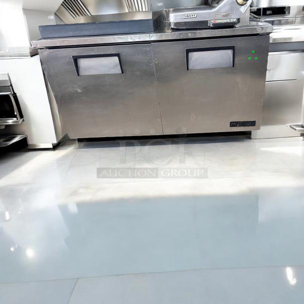 Excellent Condition Commercial True TWT-60F 60” Undercounter Freezer – Tested & Working! - Image 4 of 5