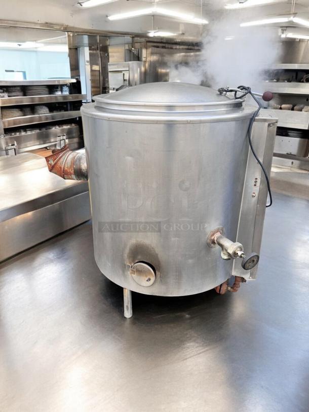 Excellent Condition Groen Commercial 40-Gallon Gas Kettle – Tested & Working! - Image 1 of 9