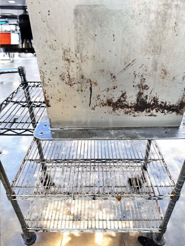 Excellent Condition Commercial Stainless Steel Charcoal Box – Tested & Working! - Image 5 of 6