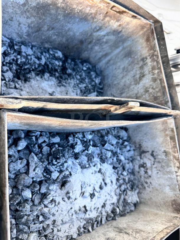 Excellent Condition Commercial Stainless Steel Charcoal Box – Tested & Working! - Image 6 of 6