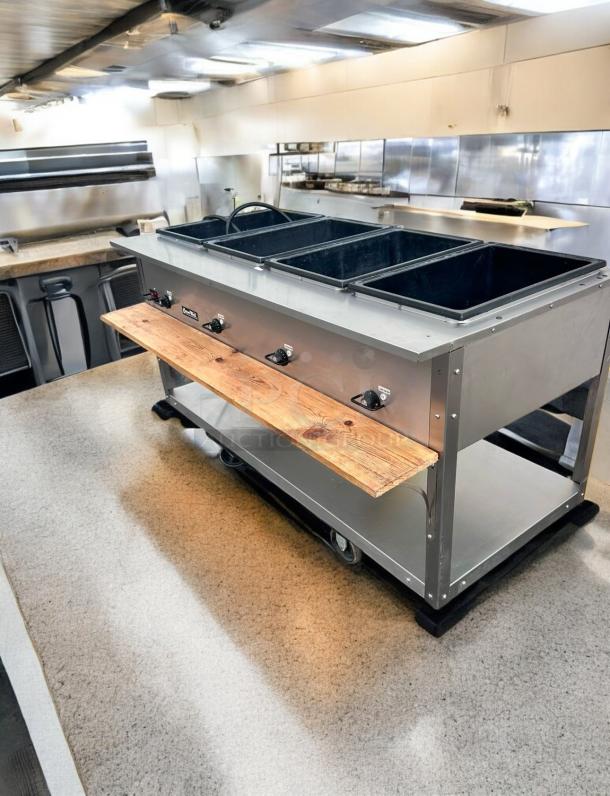 Excellent Condition Vollrath ServeWell 5-Well Steam Table – Tested & Working! - Image 5 of 10