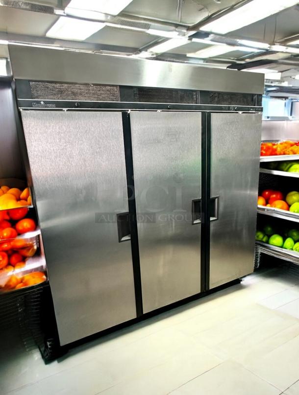 Excellent Condition Manitowoc 3-Door Commercial Refrigerator – Tested & Working! - Image 1 of 9