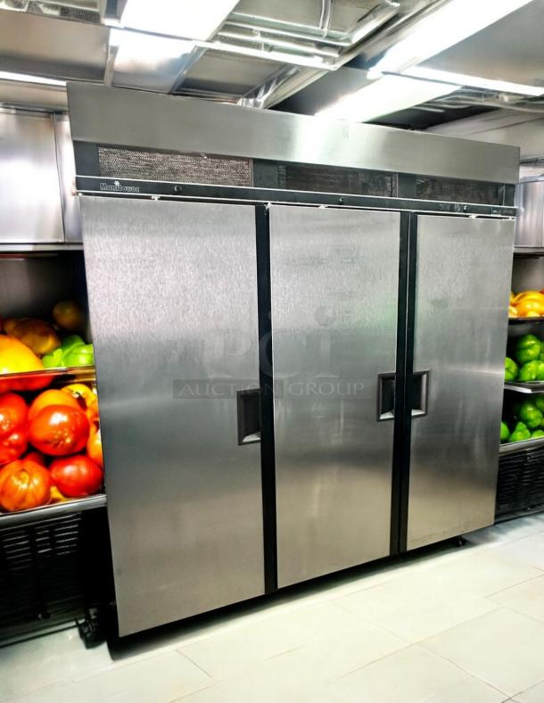 Excellent Condition Manitowoc 3-Door Commercial Refrigerator – Tested & Working! - Image 7 of 9