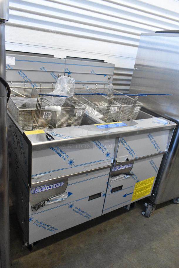 BRAND NEW SCRATCH AND DENT! 2022 Pitco Frialator SSH75 Stainless Steel Commercial Natural Gas Powered 2 Bay Deep Fat Fryer on Commercial Casters. 105,000 BTU. - Image 5 of 14