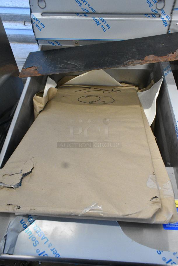 BRAND NEW SCRATCH AND DENT! 2022 Pitco Frialator SSH75 Stainless Steel Commercial Natural Gas Powered 2 Bay Deep Fat Fryer on Commercial Casters. 105,000 BTU. - Image 6 of 14