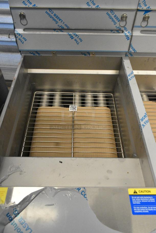 BRAND NEW SCRATCH AND DENT! 2022 Pitco Frialator SSH75 Stainless Steel Commercial Natural Gas Powered 2 Bay Deep Fat Fryer on Commercial Casters. 105,000 BTU. - Image 11 of 14