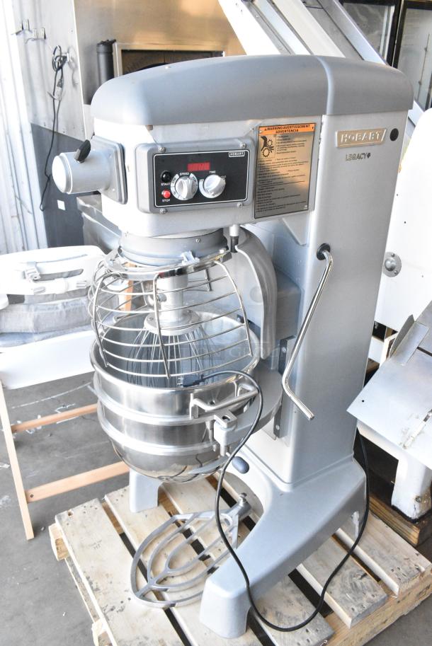 BRAND NEW SCRATCH AND DENT! Hobart Legacy HL300 Metal Commercial Floor Style 30 Quart Planetary Dough Mixer w/ Stainless Steel Mixing Bowl, Bowl Guard, Whisk and Paddle Attachments. 100-120 Volts, 1 Phase. Tested and Working! - Image 1 of 8