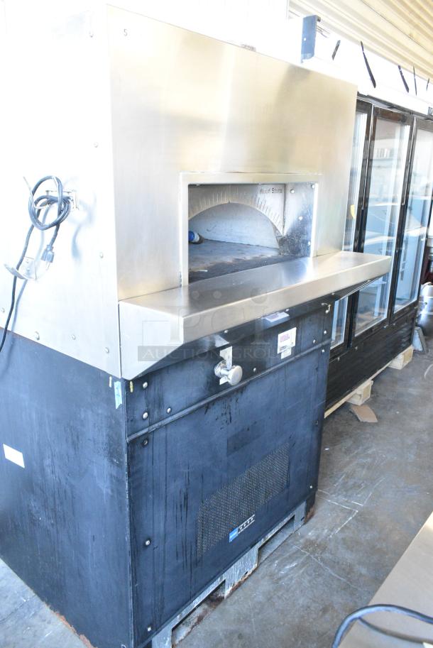 Wood Stone Stainless Steel Commercial Natural Gas Powered Il Forno Single Deck Pizza Oven. - Image 1 of 6