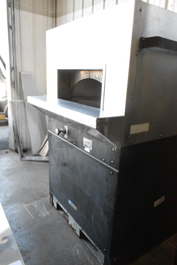 Wood Stone Stainless Steel Commercial Natural Gas Powered Il Forno Single Deck Pizza Oven. - Image 2 of 6