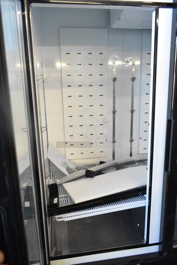 BRAND NEW SCRATCH AND DENT! 2024 Migali C-72FM-HC Metal Commercial 3 Door Reach In Freezer Merchandiser. 115/208-230 Volts, 1 Phase. - Image 4 of 9