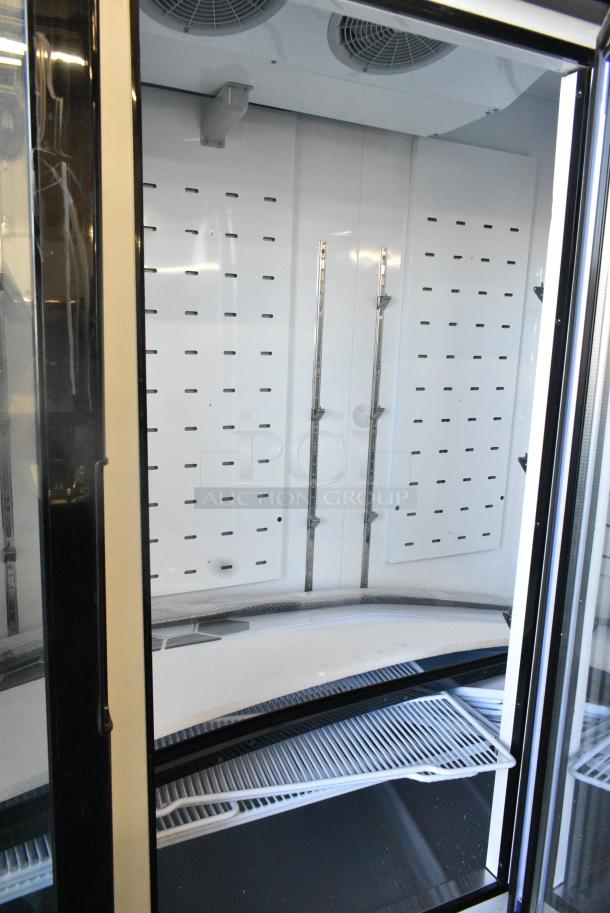 BRAND NEW SCRATCH AND DENT! 2024 Migali C-72FM-HC Metal Commercial 3 Door Reach In Freezer Merchandiser. 115/208-230 Volts, 1 Phase. - Image 5 of 9
