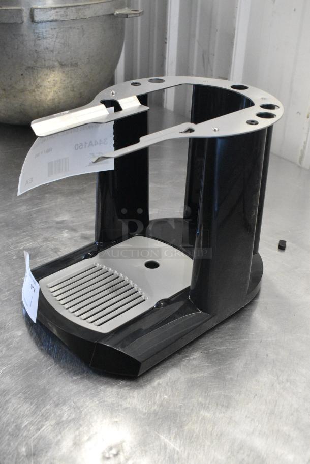 BRAND NEW SCRATCH AND DENT! Fetco A150 344A150 Single Black and Stainless Steel Satellite Coffee Server Stand - Image 5 of 6
